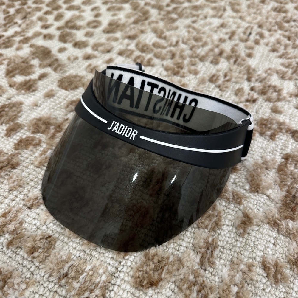 Dior visor with dust bag